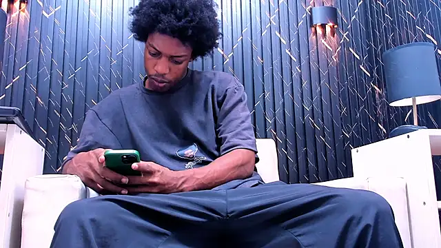 LarryCollin online show from 09.09.25