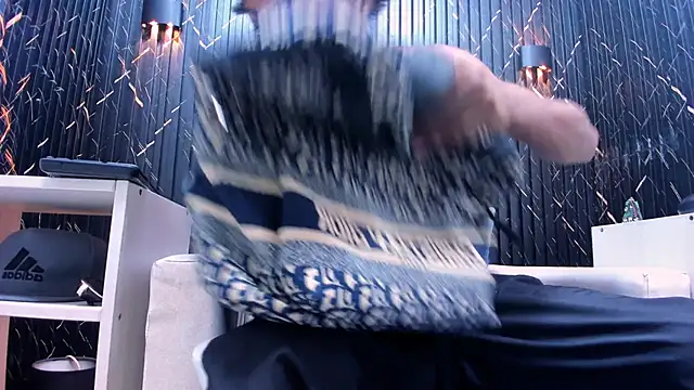 LarryCollin online show from 09.19.25