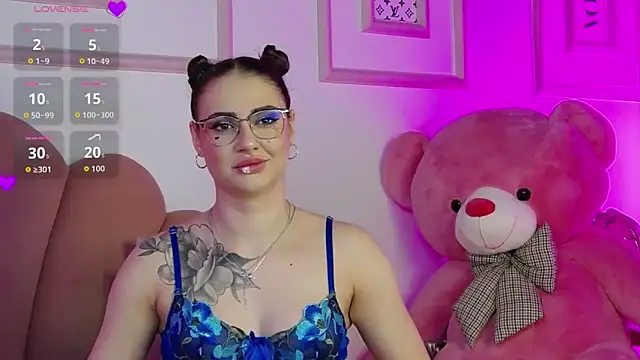 Abby  White online show from 11.16.25