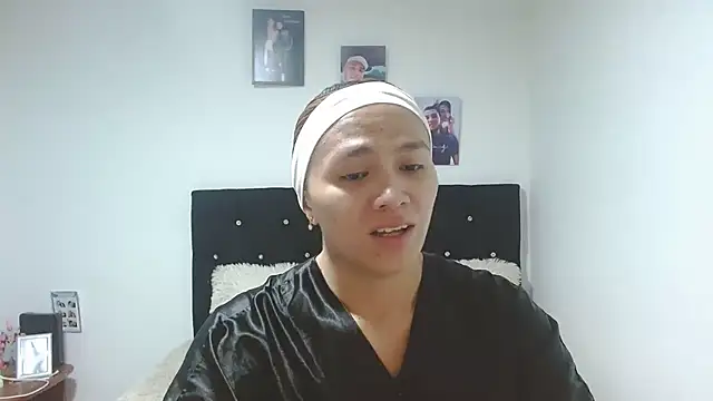 Snapshot of giuliana_andrade chatting on 10.23.25 giuliana andrade online show from 10.23.25