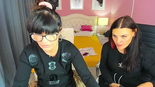 EricaAndPenelopa online show from 11.09.25