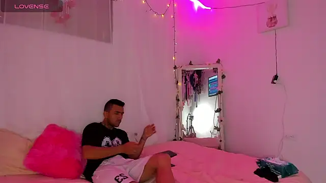 catalina and roger online show from 01.18.25