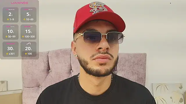 Amadeo Wild online show from 10.31.25