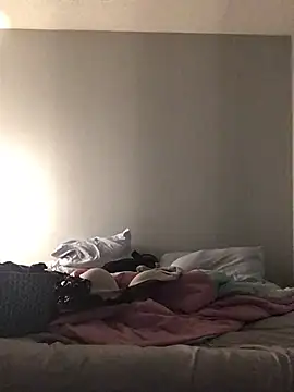 Snapshot of cocodreamxoxo chatting on 02.04.25 cocodreamxoxo online show from 02.04.25