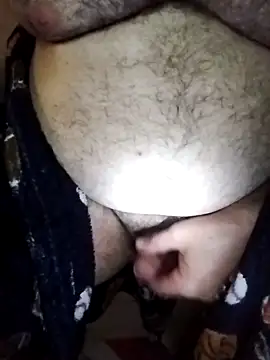 Snapshot of Leocesar37 chatting on 09.15.25 Leocesar37 online show from 09.15.25