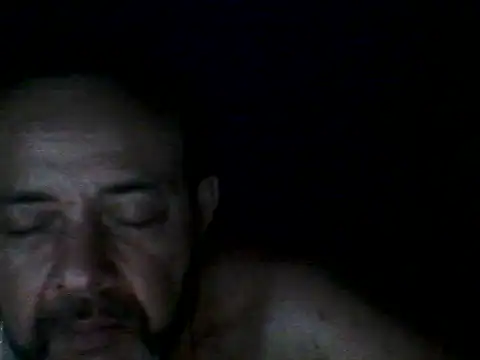 Snapshot of Leocesar37 chatting on 09.19.25 Leocesar37 online show from 09.19.25