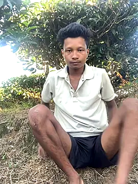 Snapshot of ShroveRising chatting on 09.27.25 ShroveRising online show from 09.27.25