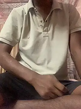 Snapshot of ShroveRising chatting on 10.28.25 ShroveRising online show from 10.28.25