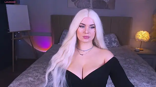 GoddessGlow online show from 12.04.24