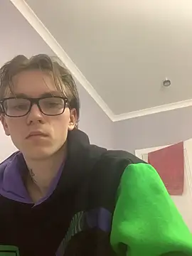 Snapshot of Alex17am chatting on 11.20.25 Alex17am online show from 11.20.25