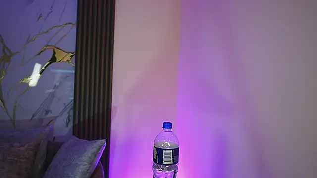 AlliceRouse online show from 09.18.25