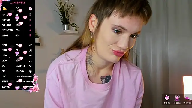 Fog Foggy Love online show from 10.19.25