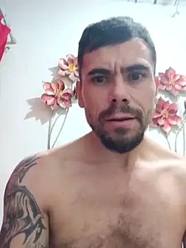 Snapshot of Hot796 chatting on 11.22.25 Hot796 online show from 11.22.25