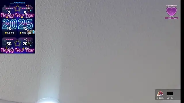 Snapshot of AlexaFontana chatting on 01.24.25 AlexaFontana online show from 01.24.25