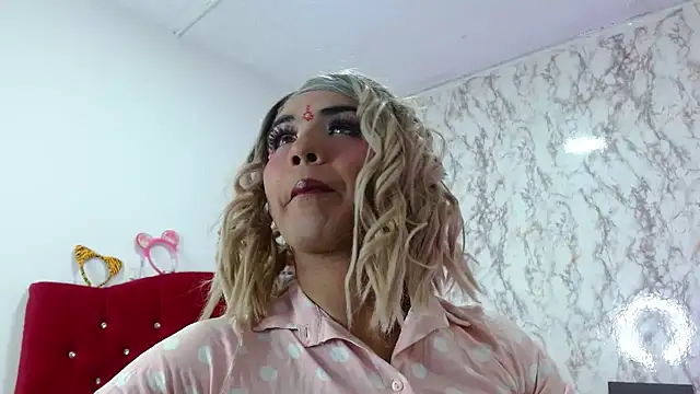 Snapshot of AlexaFontana chatting on 03.03.26 AlexaFontana online show from 03.03.26