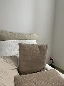 Gia Ferh online show from 03.04.26