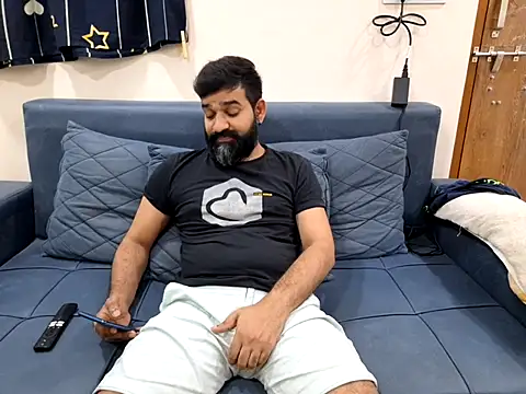 Snapshot of Fun_Guuy chatting on 09.27.25 Fun Guuy online show from 09.27.25