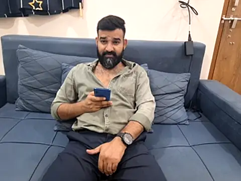 Snapshot of Fun_Guuy chatting on 10.24.25 Fun Guuy online show from 10.24.25