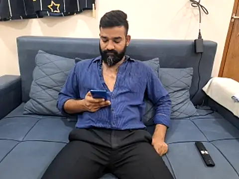 Snapshot of Fun_Guuy chatting on 10.30.25 Fun Guuy online show from 10.30.25