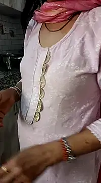 Snapshot of Saroj-Shah chatting on 02.24.25 Saroj-Shah online show from 02.24.25