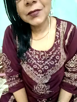 Snapshot of Saroj-Shah chatting on 03.01.25 Saroj-Shah online show from 03.01.25