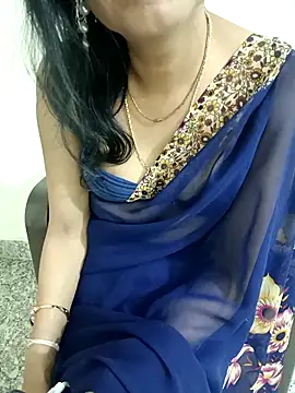 Snapshot of Saroj-Shah chatting on 03.08.25 Saroj-Shah online show from 03.08.25