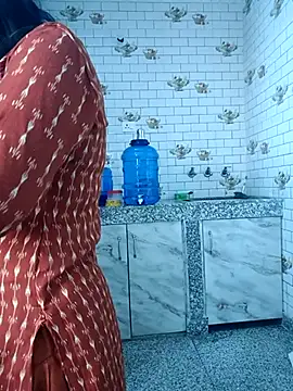 Snapshot of Saroj-Shah chatting on 03.16.25 Saroj-Shah online show from 03.16.25