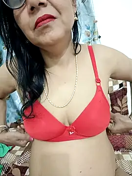 Snapshot of Saroj-Shah chatting on 03.19.25 Saroj-Shah online show from 03.19.25