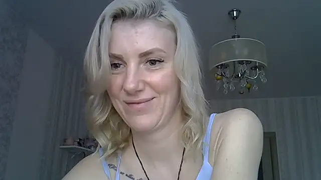 Snapshot of Pabonya91 chatting on 12.02.24 Pabonya91 online show from 12.02.24