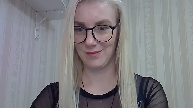 Snapshot of Pabonya91 chatting on 02.16.25 Pabonya91 online show from 02.16.25