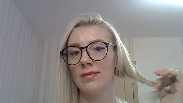 Snapshot of Pabonya91 chatting on 03.14.25 Pabonya91 online show from 03.14.25