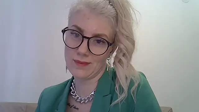 Snapshot of Pabonya91 chatting on 03.20.25 Pabonya91 online show from 03.20.25