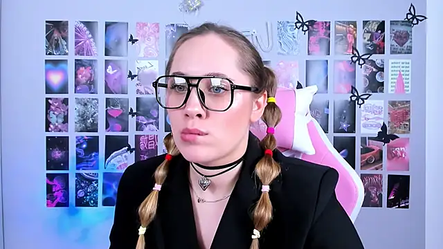 MiaMilas online show from 03.04.25