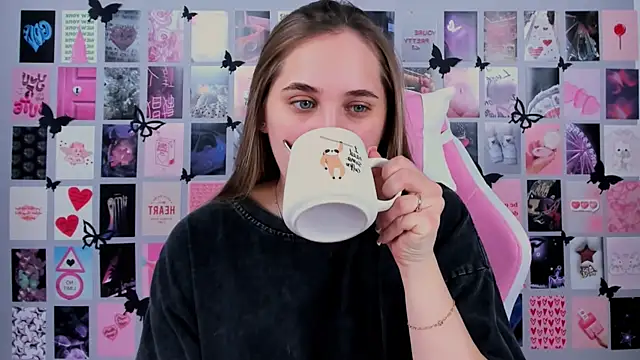 MiaMilas online show from 03.11.25