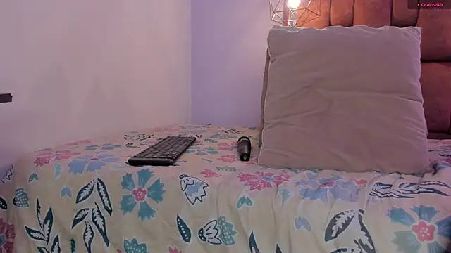 kristakinnky online show from 09.24.25