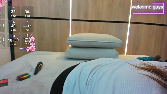 adela chase online show from 10.27.25