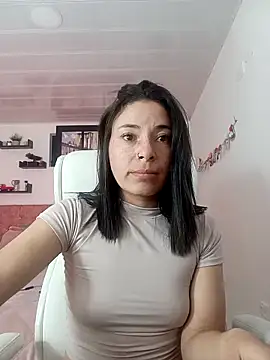 emmaroxi online show from 02.26.25