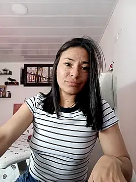 emmaroxi online show from 09.11.25
