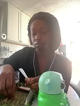 Snapshot of spicysugar74 chatting on 10.19.25 spicysugar74 online show from 10.19.25