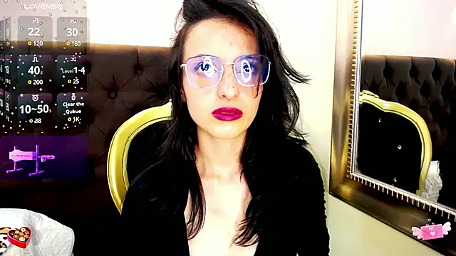 Snapshot of HottCandy21 chatting on 01.15.25 HottCandy21 online show from 01.15.25