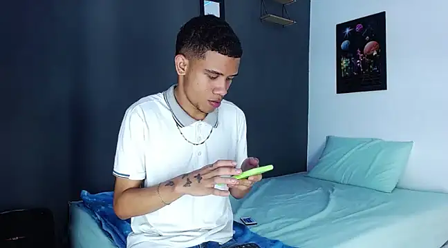 Snapshot of Romancartier_1 chatting on 12.07.24 Romancartier 1 online show from 12.07.24