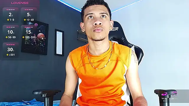 Snapshot of Romancartier_1 chatting on 12.31.24 Romancartier 1 online show from 12.31.24