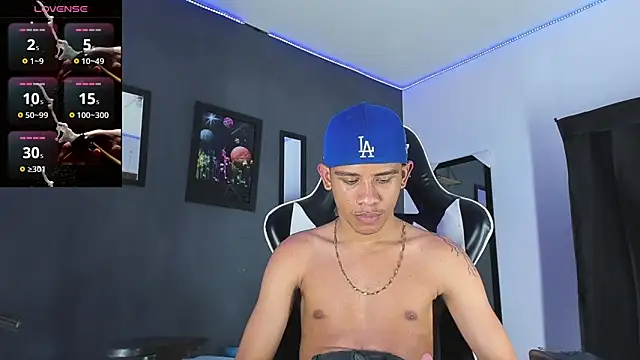 Snapshot of Romancartier_1 chatting on 01.31.25 Romancartier 1 online show from 01.31.25