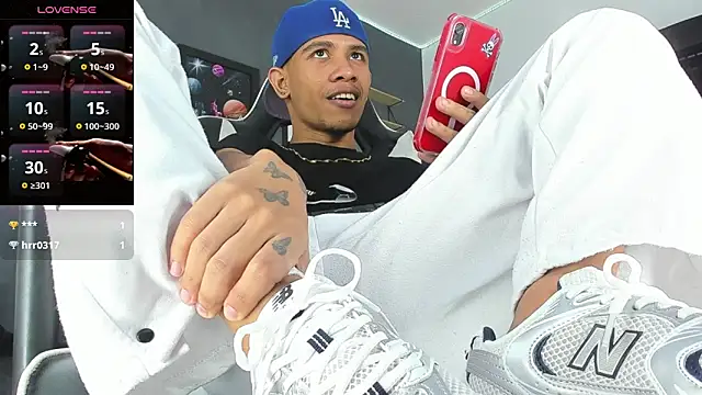 Snapshot of Romancartier_1 chatting on 02.15.25 Romancartier 1 online show from 02.15.25