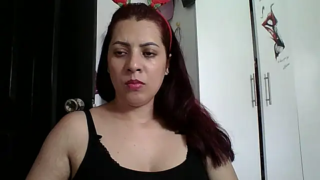 Anne kis online show from 12.18.24