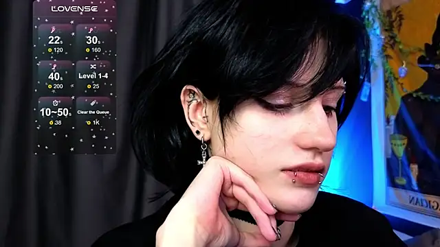 dark vamp  online show from 12.19.24