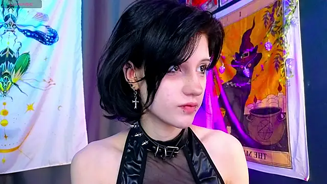 dark vamp  online show from 12.28.24