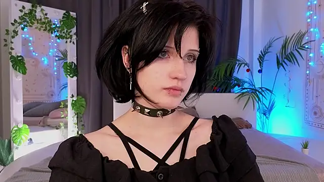 dark vamp  online show from 01.02.25