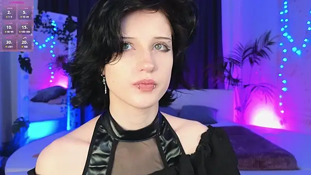 dark vamp  online show from 01.17.25