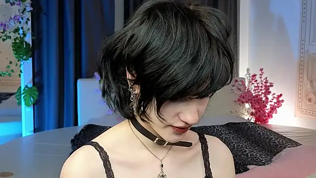dark vamp  online show from 03.01.25